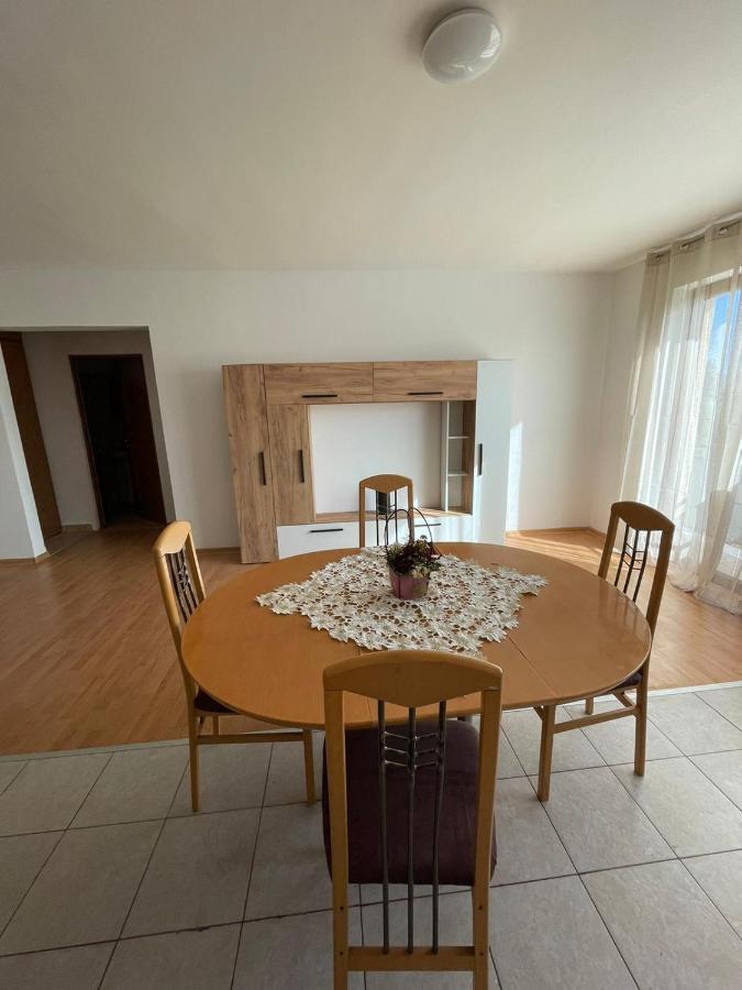 2Br Cosy Apart Satu Mare Bagian luar foto